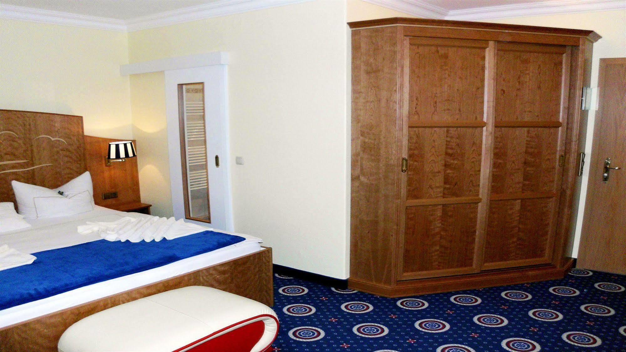 Hotel Deutsche Flagge Binz Extérieur photo